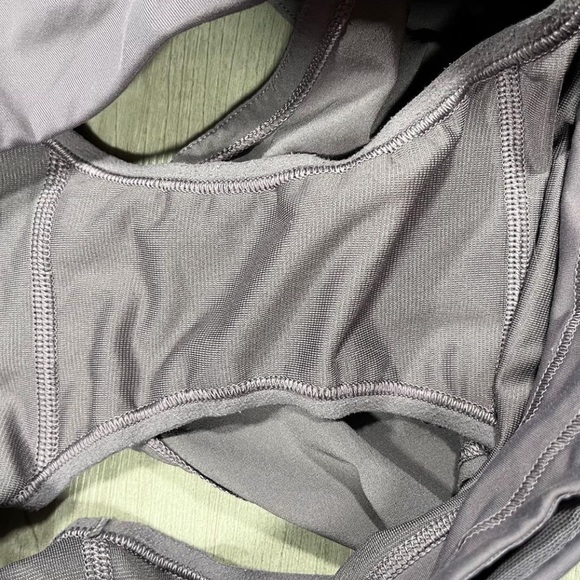Lululemon Speed Up Short *2.5" LR
Graphite Purple - Picture 5 of 7